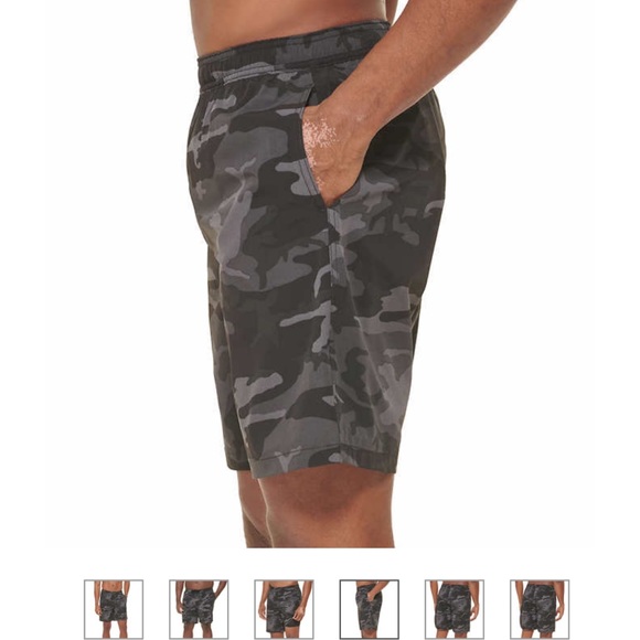 Kirkland Signature Men's Swim Shorts, Black Camouflage - Picture 4 of 12